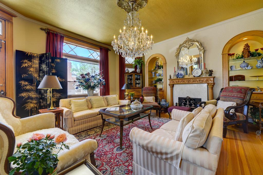 The St. Mary'S Inn, Bed And Breakfast โคโลราโดสปริงส์ ภายนอก รูปภาพ
