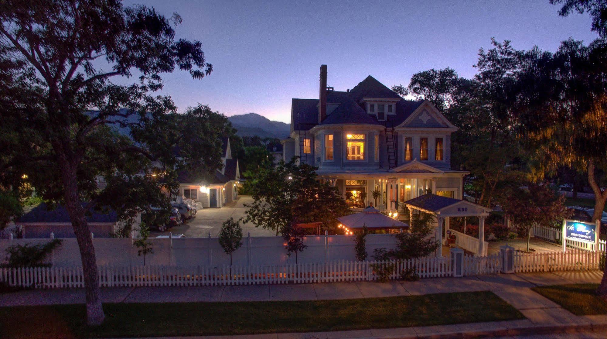The St. Mary'S Inn, Bed And Breakfast โคโลราโดสปริงส์ ภายนอก รูปภาพ